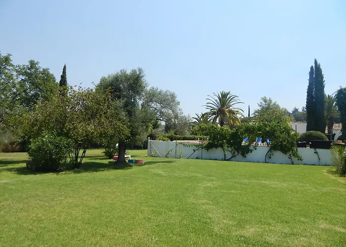 Sol E Mar Private Pool & Jacuzzi Villa