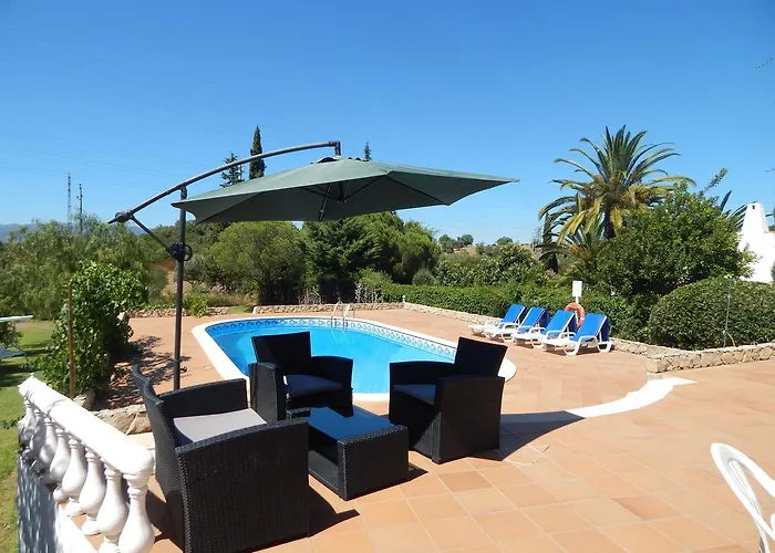 Sol E Mar Private Pool & Jacuzzi Villa Portimão